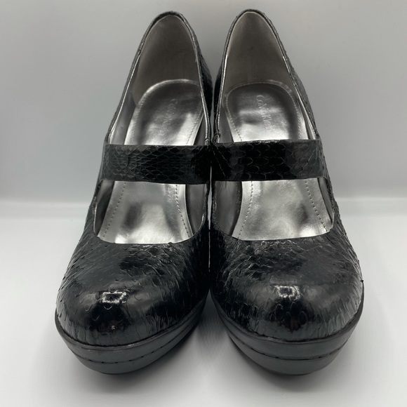 Calvin Klein Snake Skin Heels New Size 7.5 Shoes NWT - Picture 2 of 9
